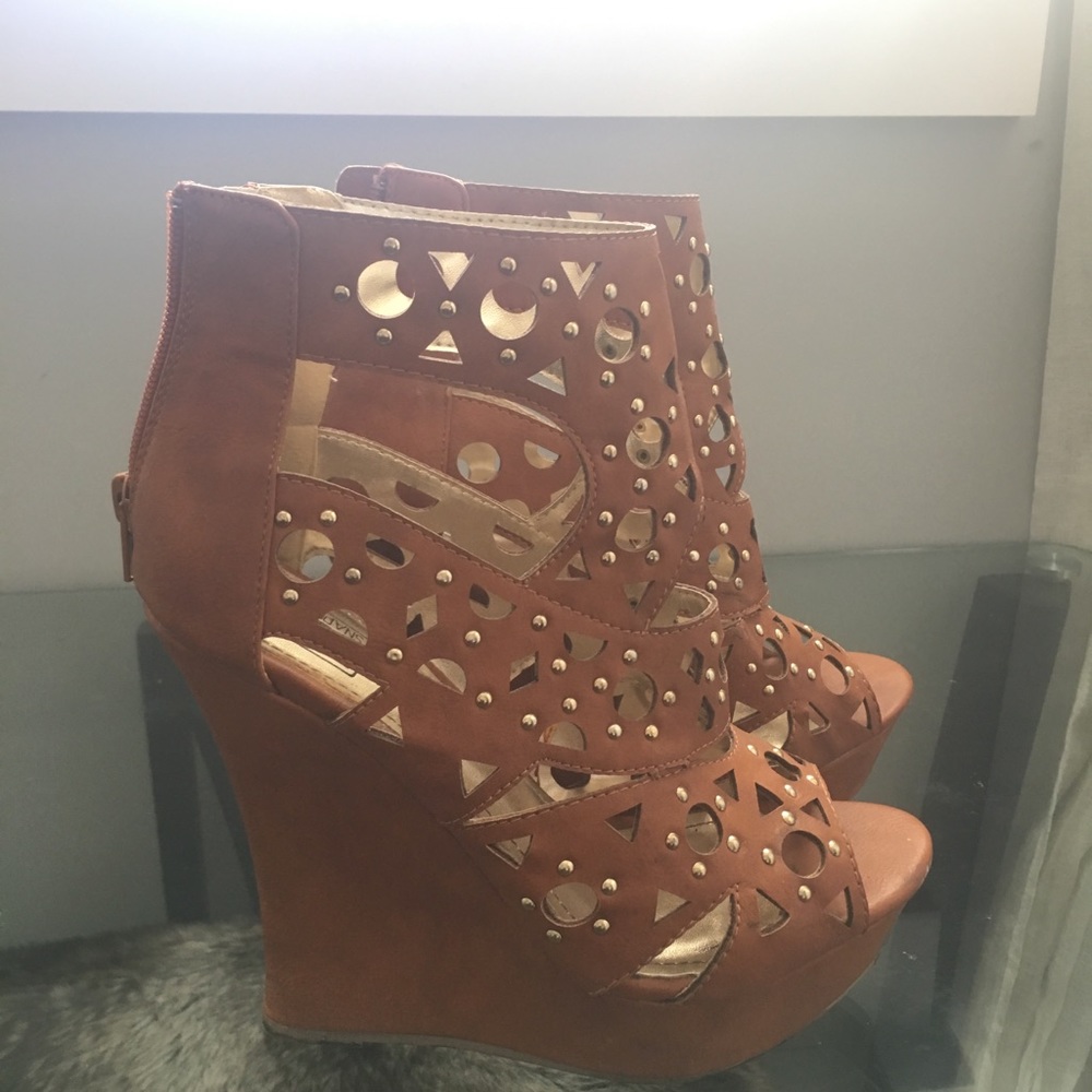 Wedges - Picture 3 of 4